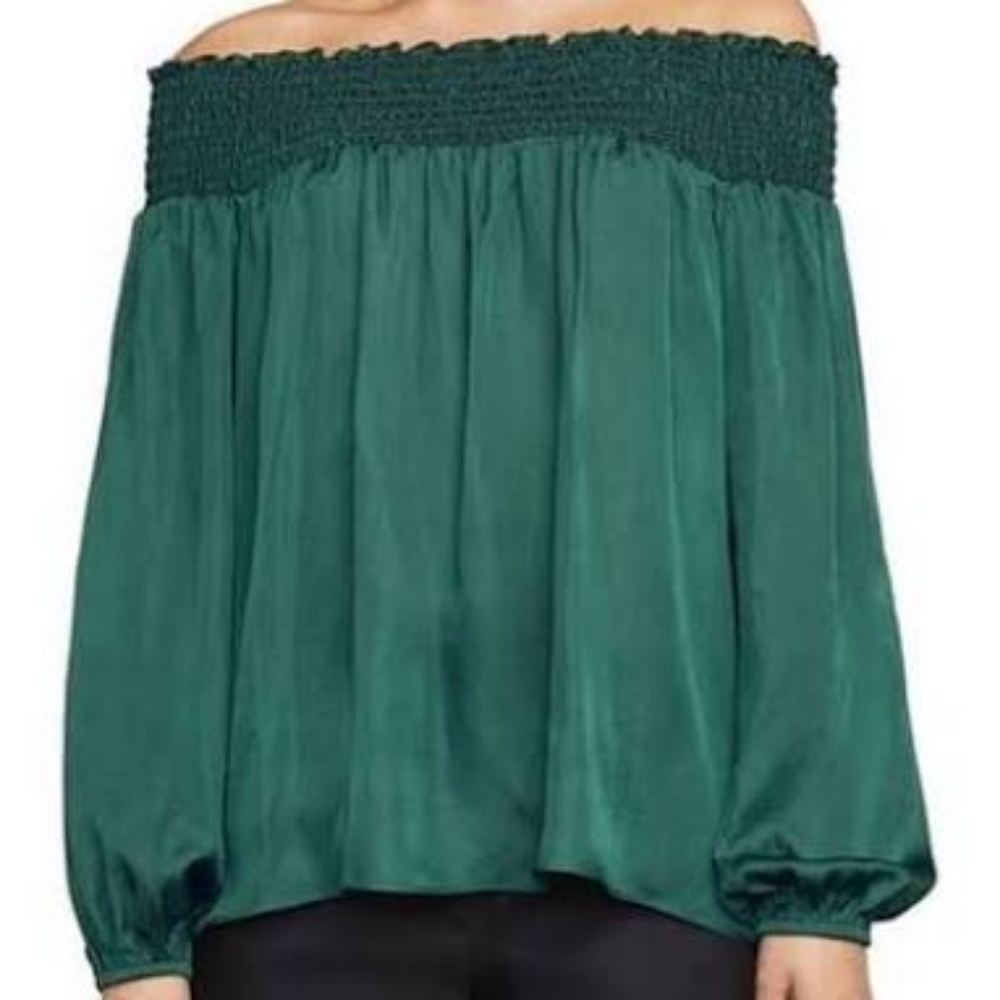 Off-the-shoulder Blouse